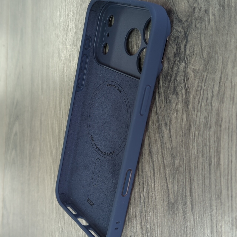 iPhone 17 Pro Max MagSafe Navy Blue Protective Case - Picture 3 of 6